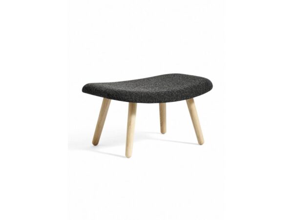 HAY - AAL 03 - Fodskammel - Seat: Hallingdal 180 - Base: Black Stained Oak